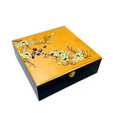 LACQUER TEABOX 30X30CM FLEUR GOLD
